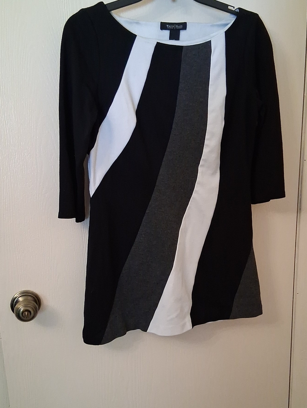 Tahari ASL Black White Gray Wave Colorblock Scoop Neck Tunic